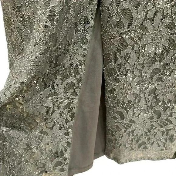 - Bill Levkoff Long Formal Sequin and Lace Bridesmaid, Size 10, Pre-Owned - Picture 10 of 10